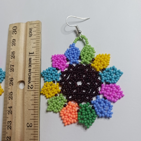 Handmade mexican seed bead Earrings multicolor - Picture 4 of 4